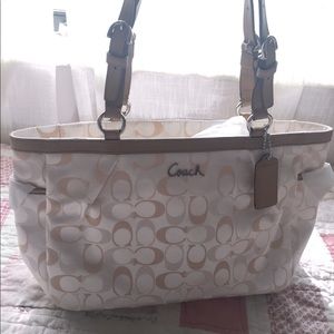 Brand NWT Authentic Coach Tote Bag